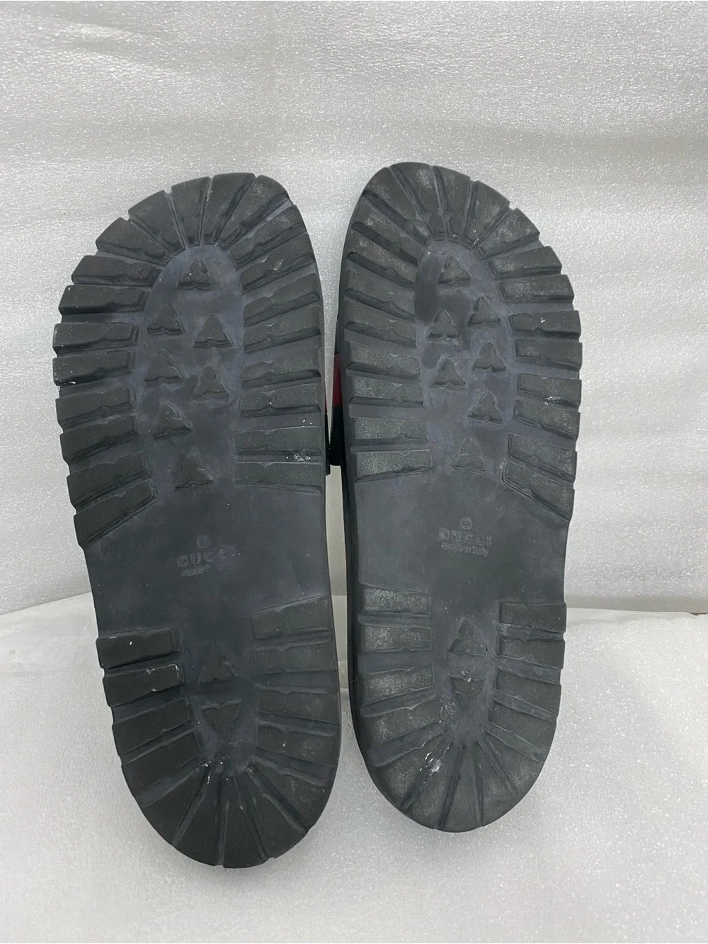 Gucci Web Slide Sandal . Made in Italy Size 11 . Serial number 429468 - Picture 4 of 8